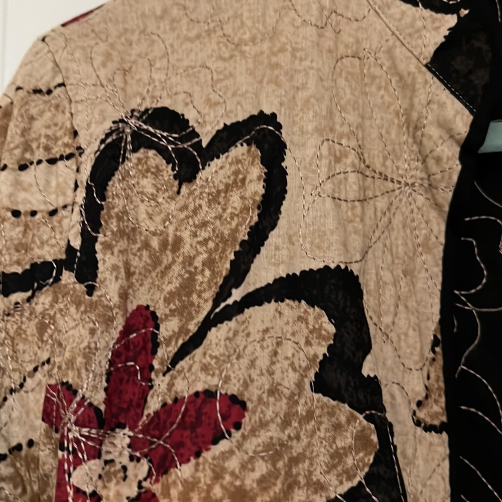 Floral jacket - Picture 2 of 3